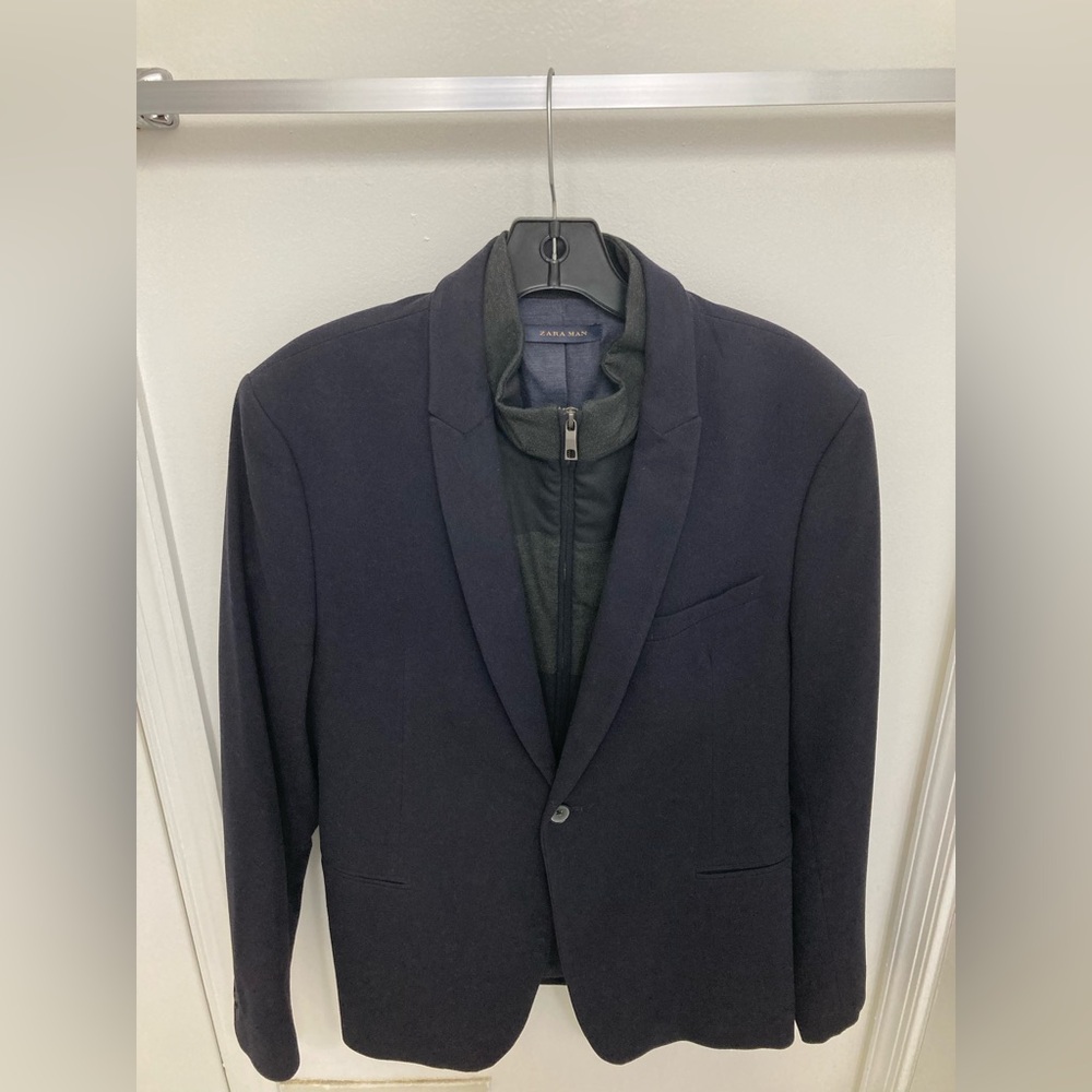 Zara Men's Black Blazer with a sweater zipper.